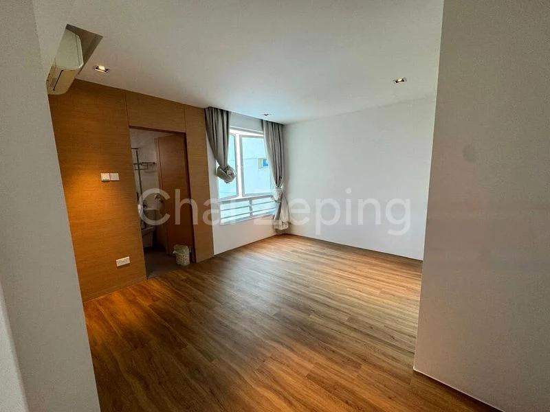 3 Bed Condo for Rent in  Parkshore - Image 7